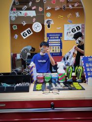 -Devilhands Barbershop男士理容店