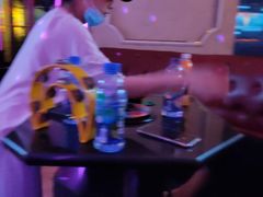 -麦度量贩式KTV(中联广场店)