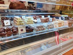 -VENCHI 闻绮(北京国贸商城店)