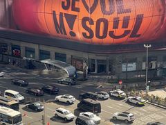 -BHC炸鸡(明洞总店)