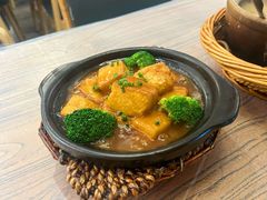 自制鲍汁豆腐煲-李记潮汕砂锅粥(营福路店)