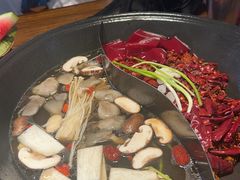 -萍姐火锅·公路夜市(武汉首店)