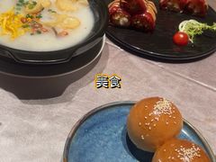 -广州中心皇冠假日酒店·汇点大堂吧