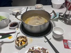 -煲王粤菜餐厅(中侨中心店)