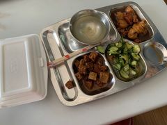 -上海绿地东一汽马自达4S店(彭浦新村店)