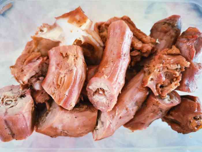 钱商茉莉香鸭颈王(幸福路店)-"我喜欢他家的鸭货和蔬菜,藕片比较爽,辣