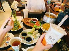 越式咖喱牛腩煲-大头虾越式风味餐厅(光明广场店)