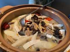 -状元人家·公园别墅衡东土菜(溪悦荟店)