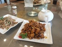 -金牌餐厅·天津菜·八珍豆腐·老爆三(瓷房子店)