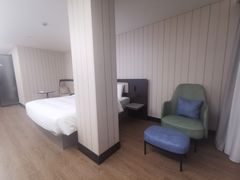 -汉庭(上海虹桥机场新店)