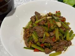 -湘君私厨.16年湘菜店(金匙望湖店)