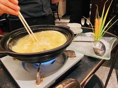浓汤花胶鸡汤-维园悦谱·海派家常菜(乌鲁木齐南路店)