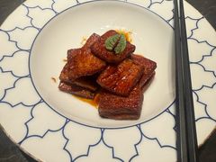 -虹潮荟·餐桌上的美食地理(太阳宫店)