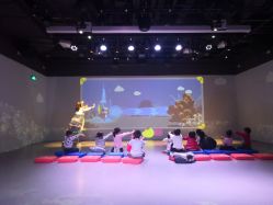 -小鸡哆哆故事屋·儿童乐园(嘉里城店)