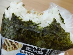 -全家便利店(莲花池东路店)