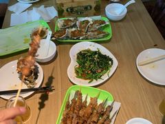 -烤满分·东北烧烤(首经贸店)