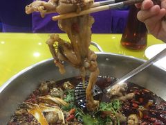 -渔香岛美蛙鱼头火锅(威清路店)