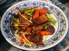 香茅草五花肉-蜗牛小馆醉乡民谣云南菜(惠新西里店)