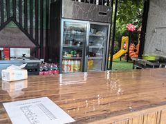 -大理小河淌水温泉艺术小镇月亮湾温泉