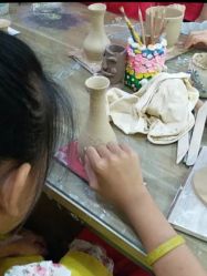 -泥娃娃DIY陶吧(易生活购物公园店)