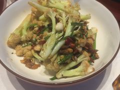 -老湘亲·品鉴湘菜(蔡塘爱琴海店)