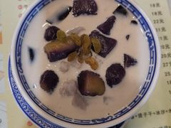 -广信牛奶甜品世家(台东店)