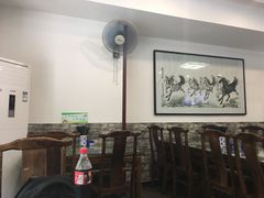 -一间楼牛羊肉泡馍馆(东一路店)