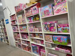 -逝水玩具折扣店