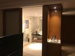 -武汉武昌站街道口华美达安可酒店