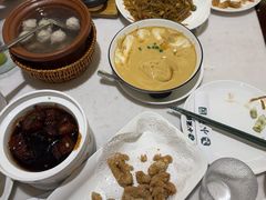 -小菜园新徽菜(无锡金悦广场店)