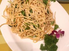-天津滨海圣光皇冠假日酒店
