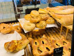 -Dough&Joe团憩(瑞虹天地月亮湾店)