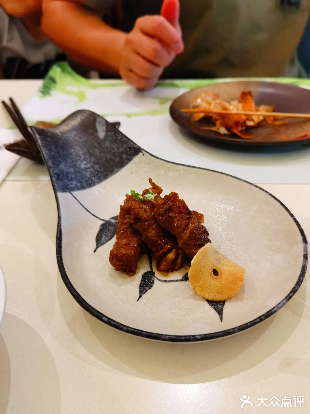 娃吃的鳗鱼饭一个半小时才上来