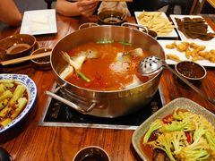 -苗家大院酸汤鱼(贵阳北站店)