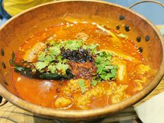 -成都你六姐·牛肉冒菜(上海环宇荟店)