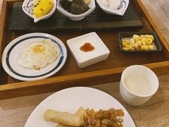 -乐领拈花溪·林涧食韵