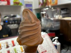 牛乳冰激凌-沈大成(南京东路店)