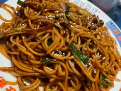 意式黑椒牛肉炒意粉-伯友茶记(中华广场店)