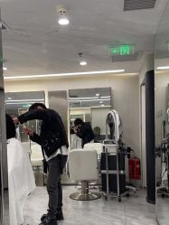 -简法造型·品牌形象店
