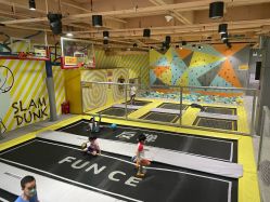 -反弹蹦床公园·运动乐园·团建·亲子派对(深圳观澜湖店)