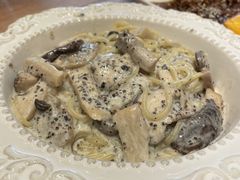 -玛格萝妮比萨屋(四平店)