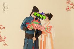 -雪中彩影婚纱摄影·微光艺术中心