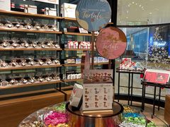 -Laderach 莱德拉(上海环贸iapm店)