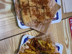 -魔都三兄弟酸辣粉·蘸卤炸串(虹桥万科店)