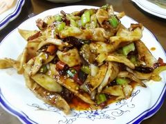 -公寓家常菜馆(海军博物馆店)