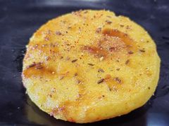 -曼听小寨海鲜烧烤·大连辣炒大王(盖州街店)