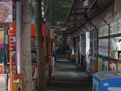 -三亚火车头万人海鲜广场