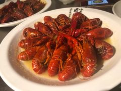 -龙巢盱眙龙虾·牛蛙·烧烤宵夜(八卦岭店)