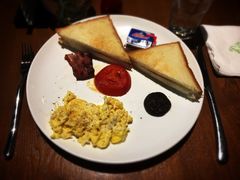 英式早餐-JINNS锦时 steak&pizza(浸信会礼拜堂旧址店)