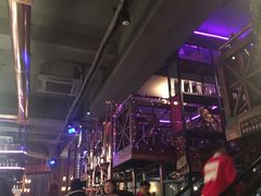 -爱啤精酿·民谣酒馆(滨江店)